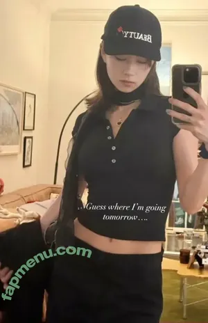 Lauren Tsai / laurentsai nude photo #0417