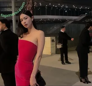 Lauren Tsai / laurentsai nude photo #0471