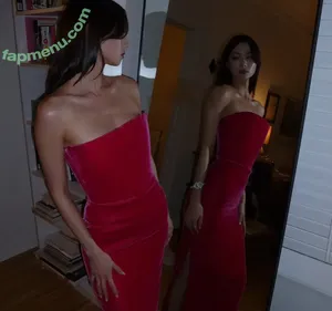 Lauren Tsai / laurentsai nude photo #0473