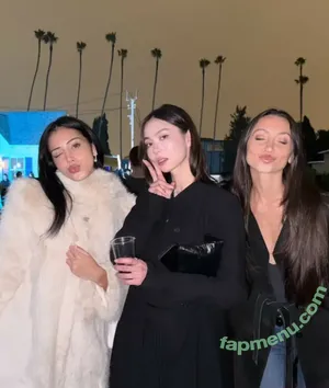 Lauren Tsai / laurentsai nude photo #0514