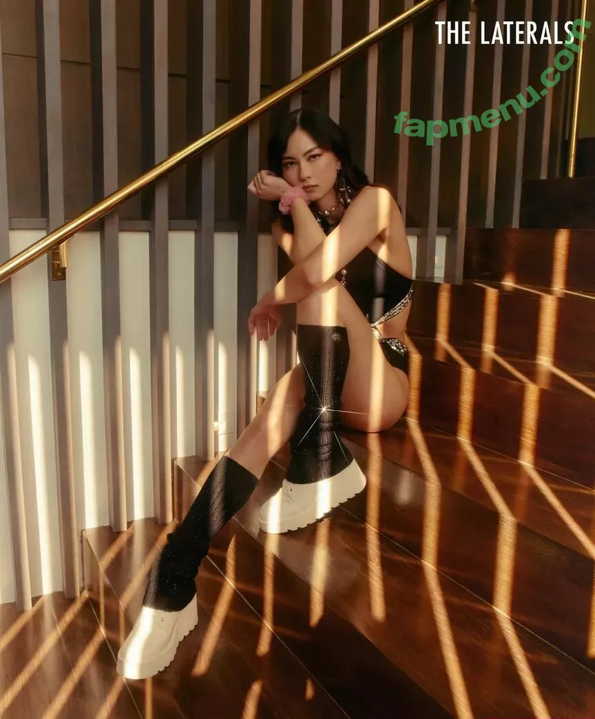 Lauren Tsai nude photo #0079 (laurentsai)
