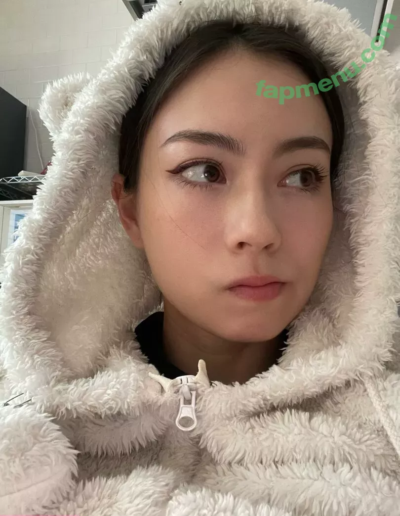 Lauren Tsai nude photo #0121 (laurentsai)