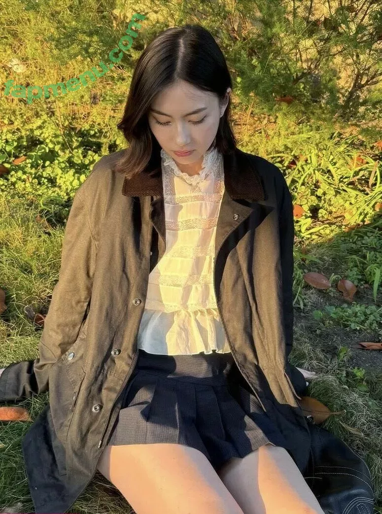 Lauren Tsai nude photo #0156 (laurentsai)