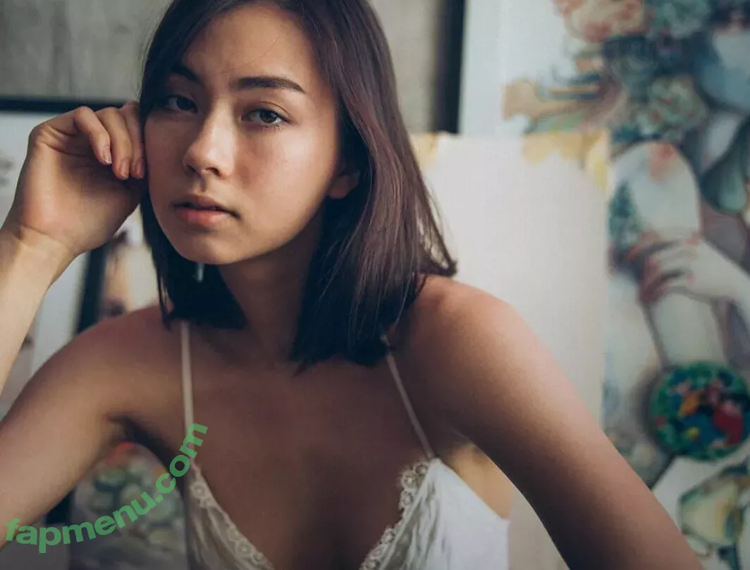 Lauren Tsai nude photo #0178 (laurentsai)