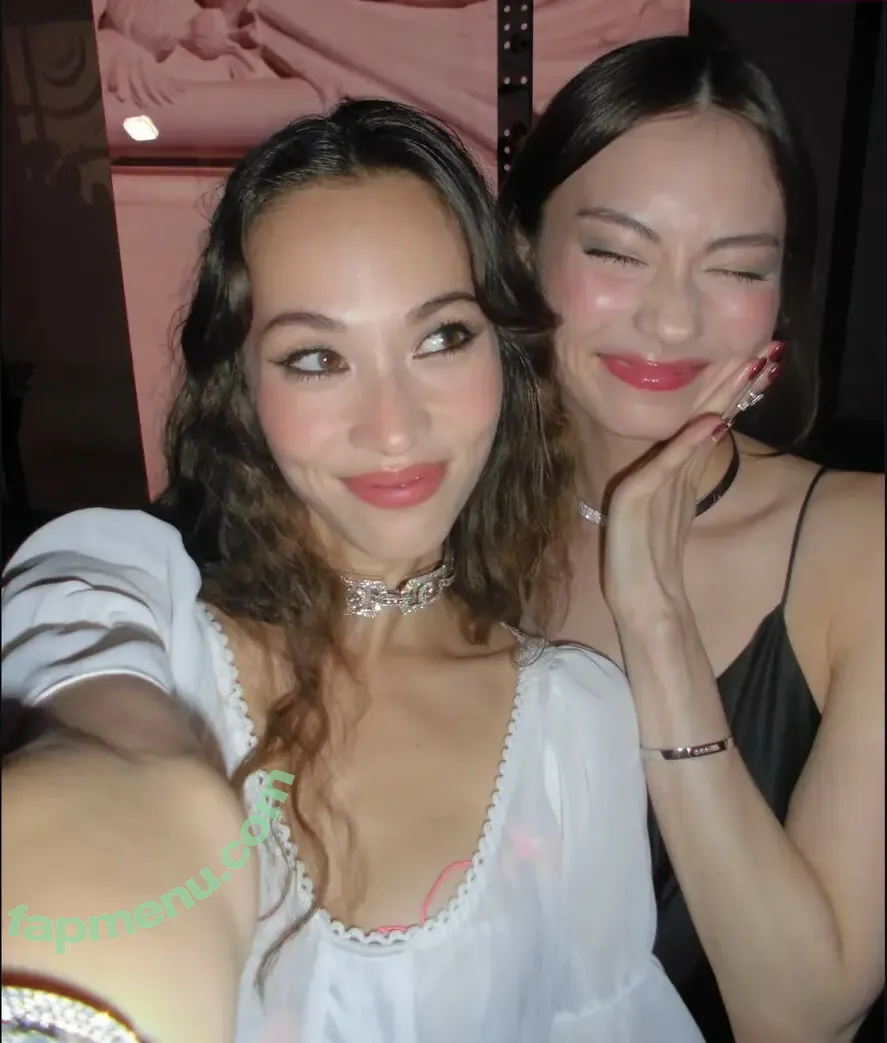 Lauren Tsai nude photo #0486 (laurentsai)