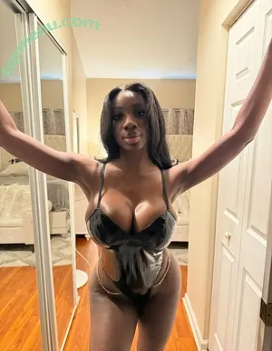  nude photo #0002
