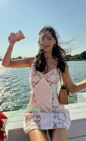 Lauren Wolfe / laurenwolfe nude photo #0025