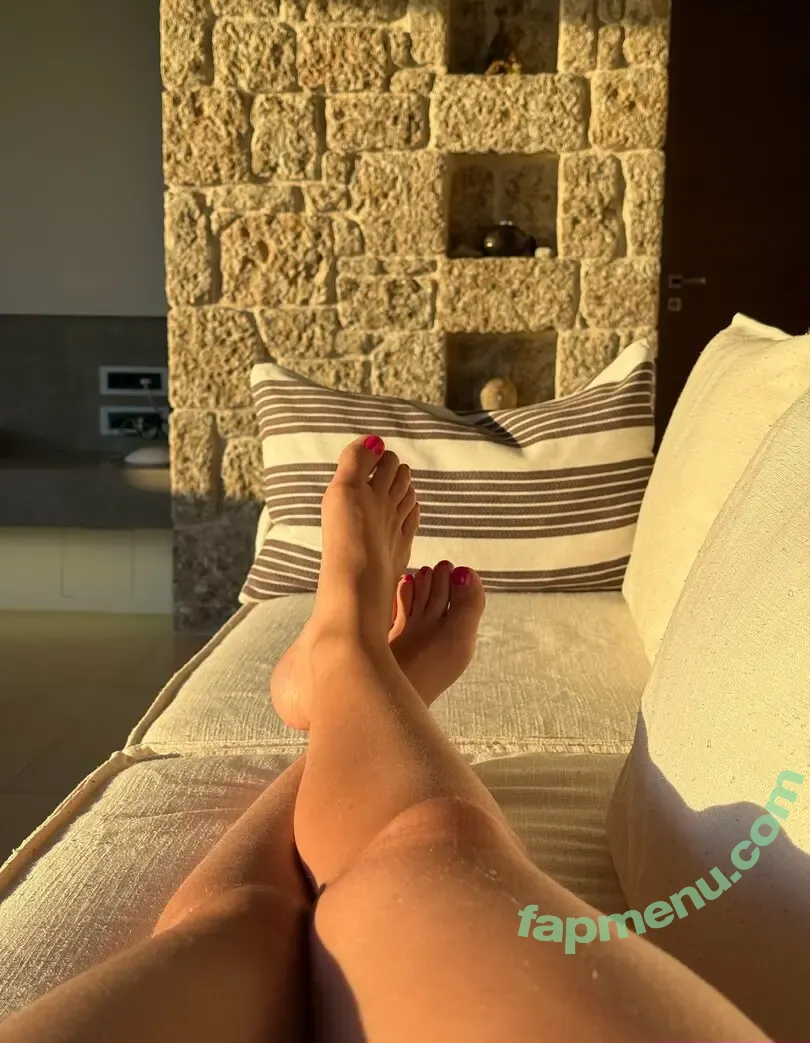 laurenkaysfeet nude photo #0016 (laurenkayfit)