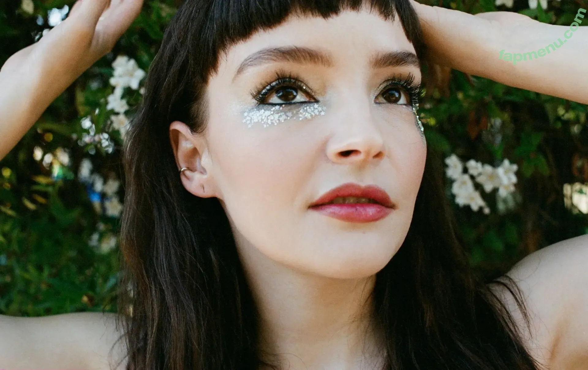 laurenmayberry nude photo #0019 (laurenmayberry)