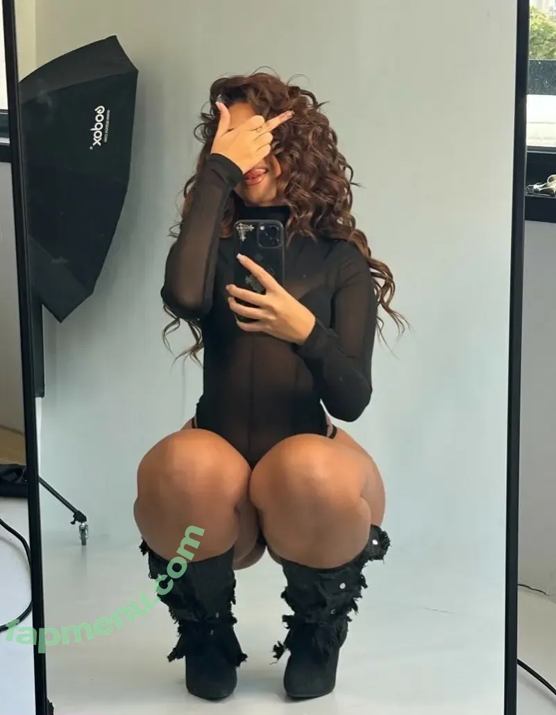 laurgmzz nude photo #0469 (angelgmzz)