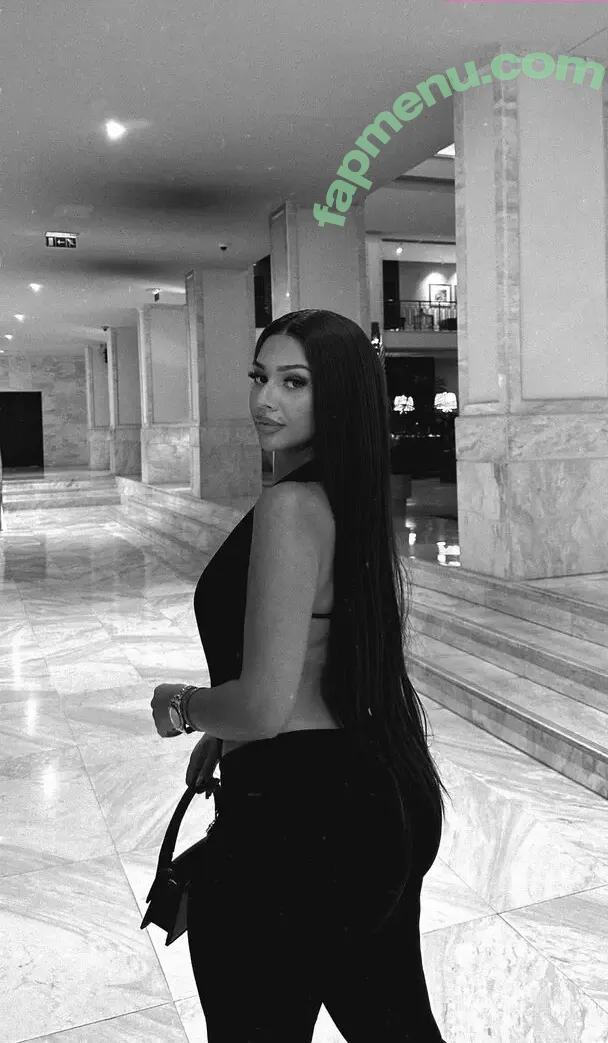 laurgmzz nude photo #0489 (angelgmzz)