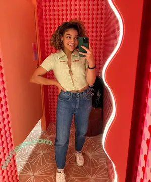 Laurie Hernandez / American gymnast / lauriehernandez nude photo #0151