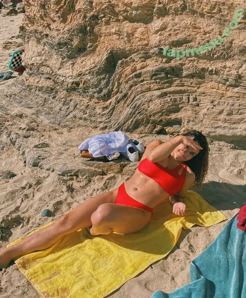 Laurie Hernandez nude photo #0005 (American gymnast / lauriehernandez)