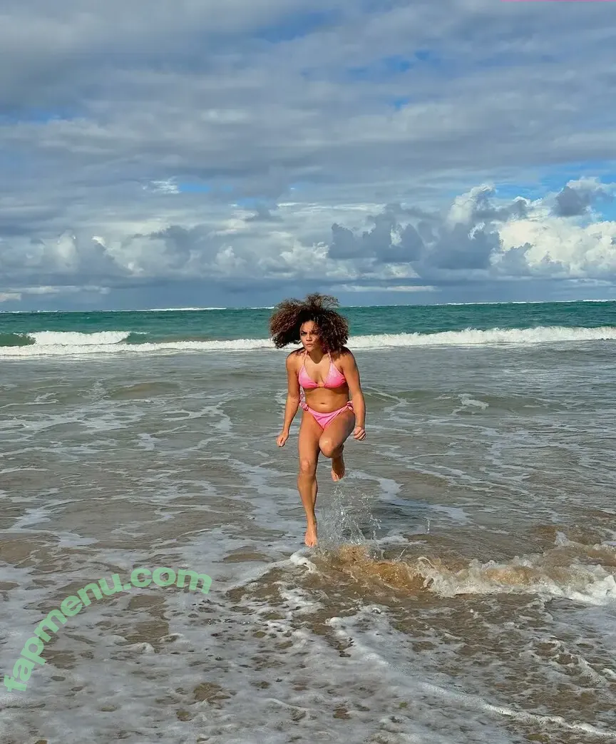 Laurie Hernandez nude photo #0018 (American gymnast / lauriehernandez)