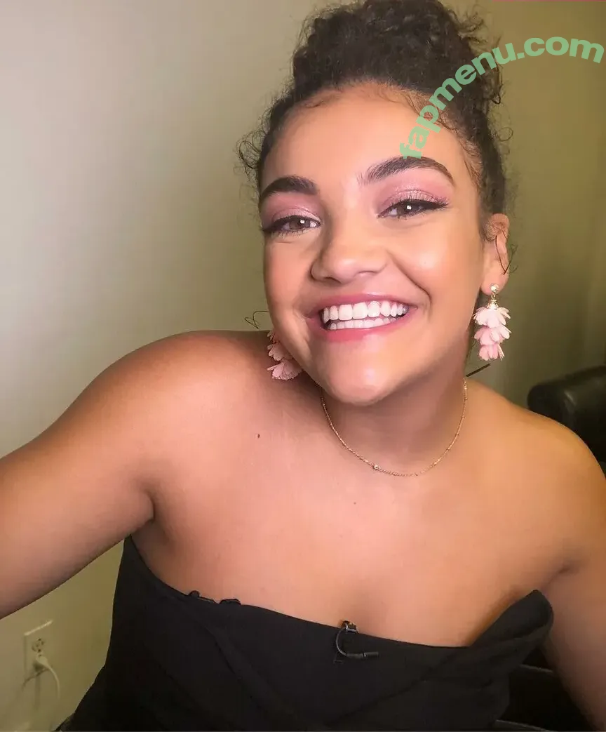 Laurie Hernandez nude photo #0051 (American gymnast / lauriehernandez)