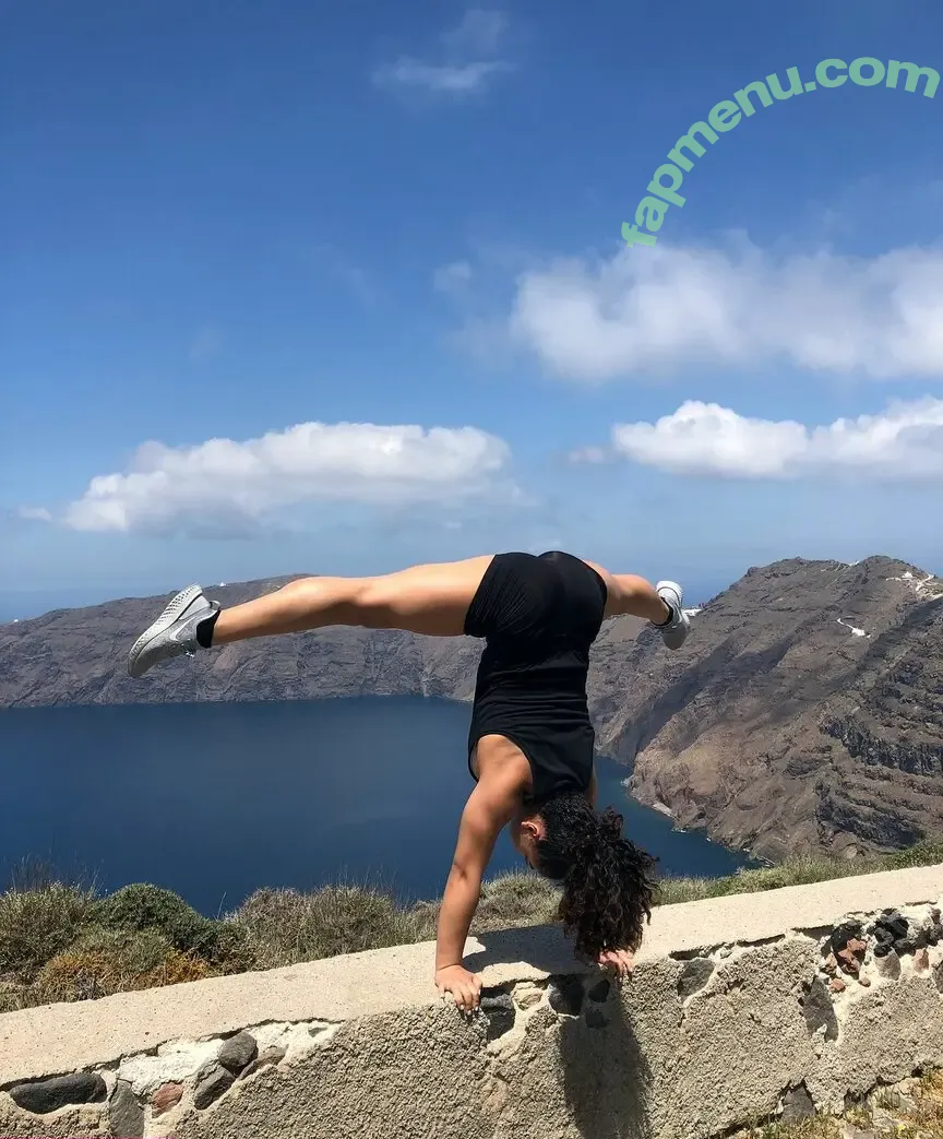 Laurie Hernandez nude photo #0074 (American gymnast / lauriehernandez)