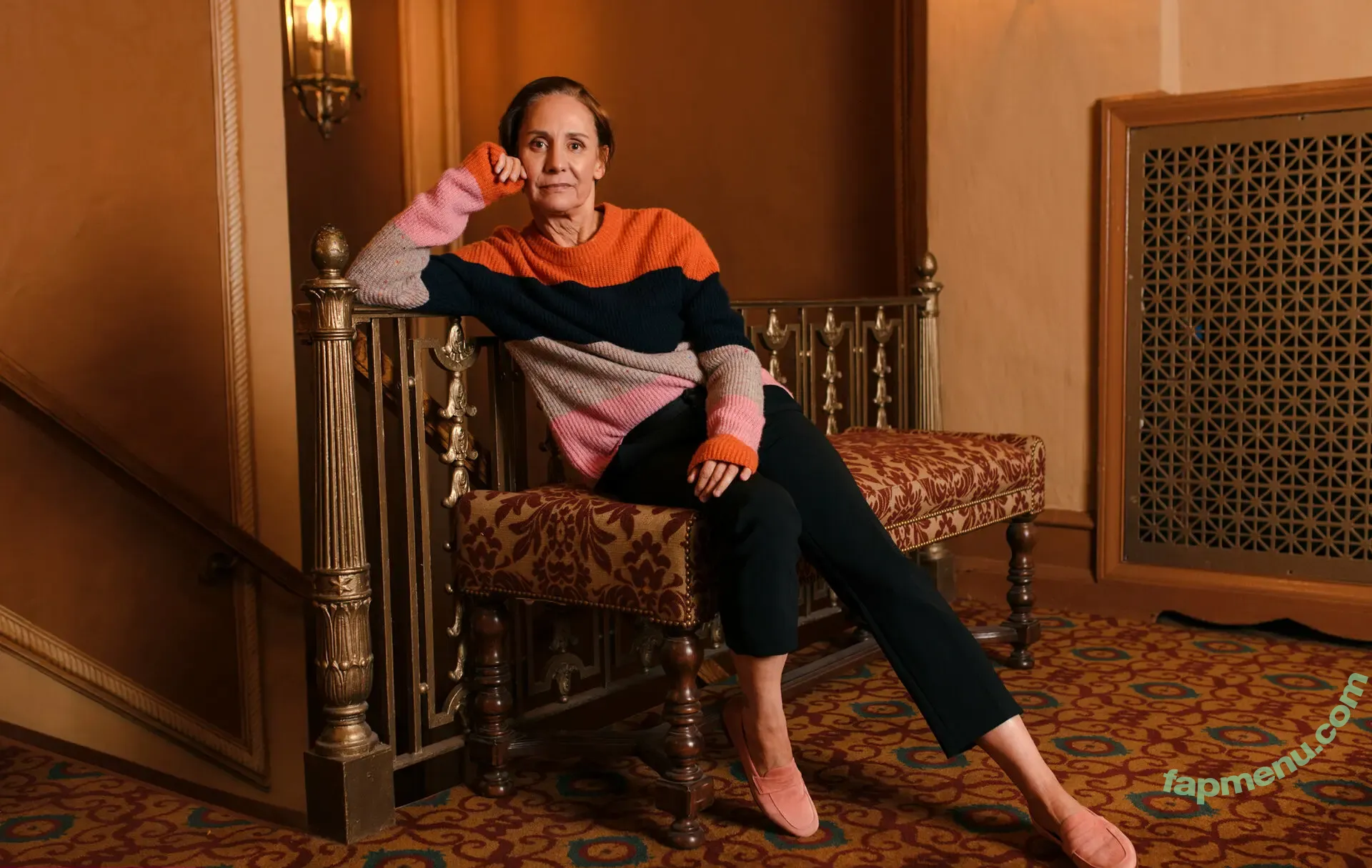 Laurie Metcalf nude photo #0002 (Laurie Metcalf)