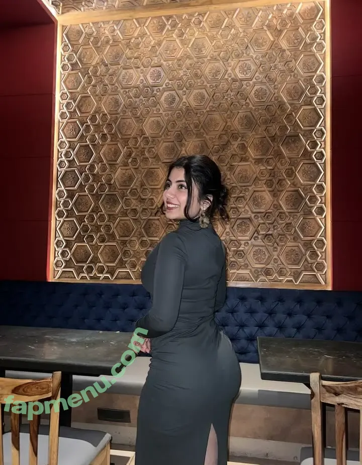 Lavanya Pandiya nude photo #0047 (lavanyapandiya)