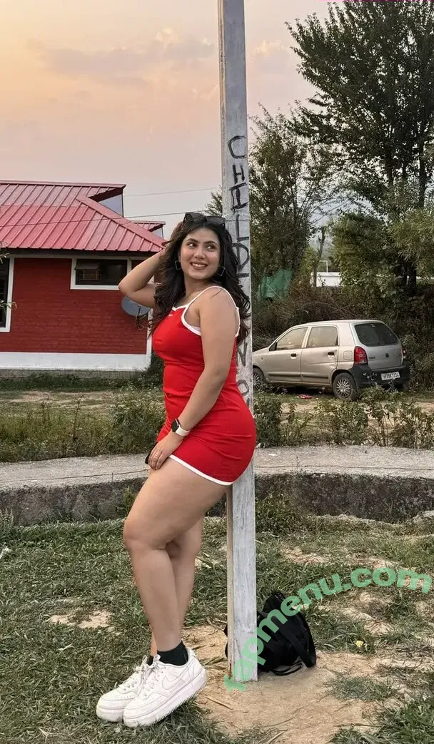 Lavanya Pandiya nude photo #0052 (lavanyapandiya)
