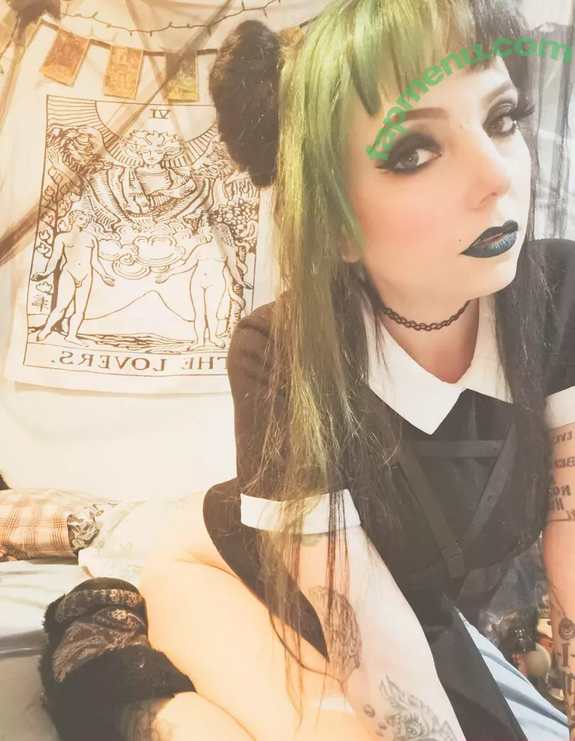 lavender_bloodlust_free nude photo #0001 (freedeadcat_woah)