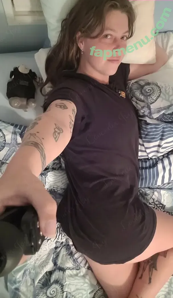 Lavender Joy nude photo #0011 (lavenderjpanda / lovelylavenderjoy)