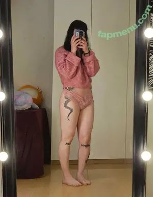 Lavendersmol nude photo #0121