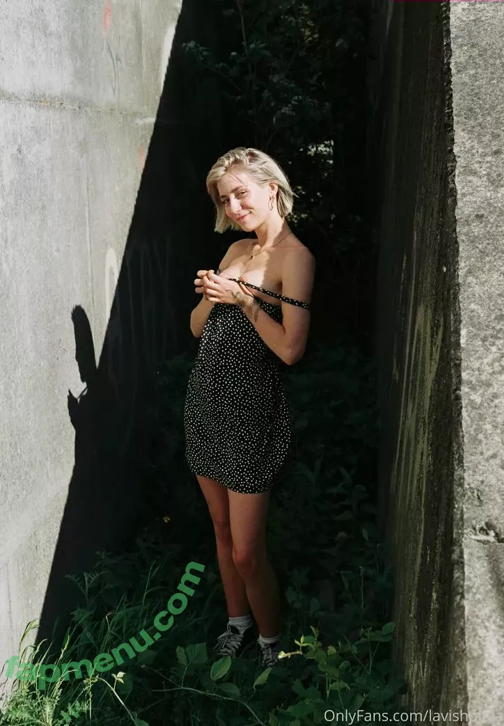 lavishulula nude photo #0213 (UlulaXx / lavinaluo)