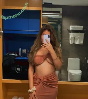 Lavishya Ratti / lav.ratti nude photo #0011