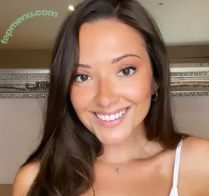 Layah Heilpern / Layahheilpern nude photo #0029