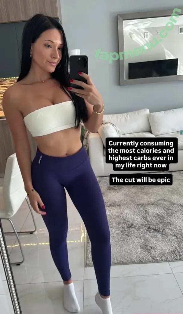 Layah Heilpern nude photo #0043 (Layahheilpern)