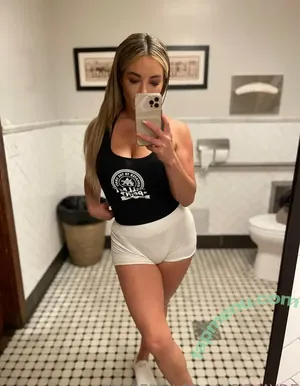  nude photo #0002