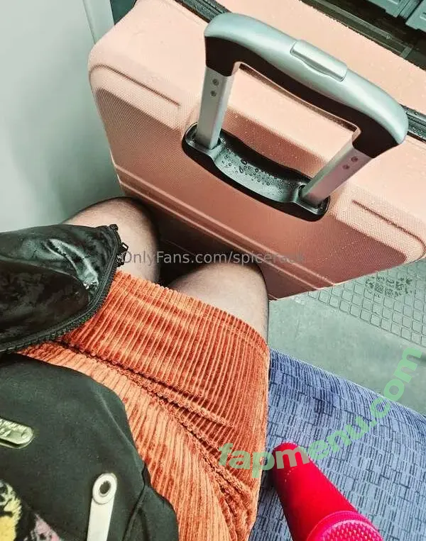 Layla nude photo #0007 (German teacher / laylaleannetaylor / spicerackvip)