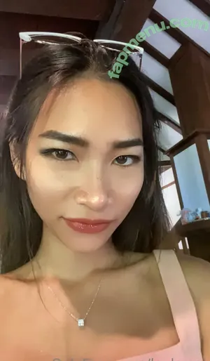 layla.cat / laylathaplaya nude photo #0005