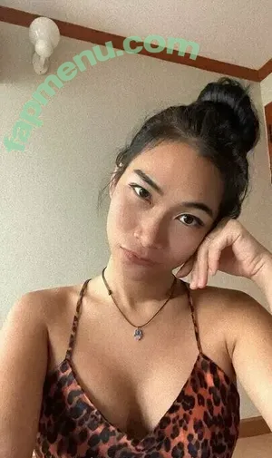 layla.cat / laylathaplaya nude photo #0014