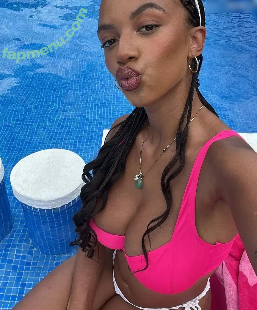 Layla (Laila Darboe) nude photo #0030 (laylaboe)