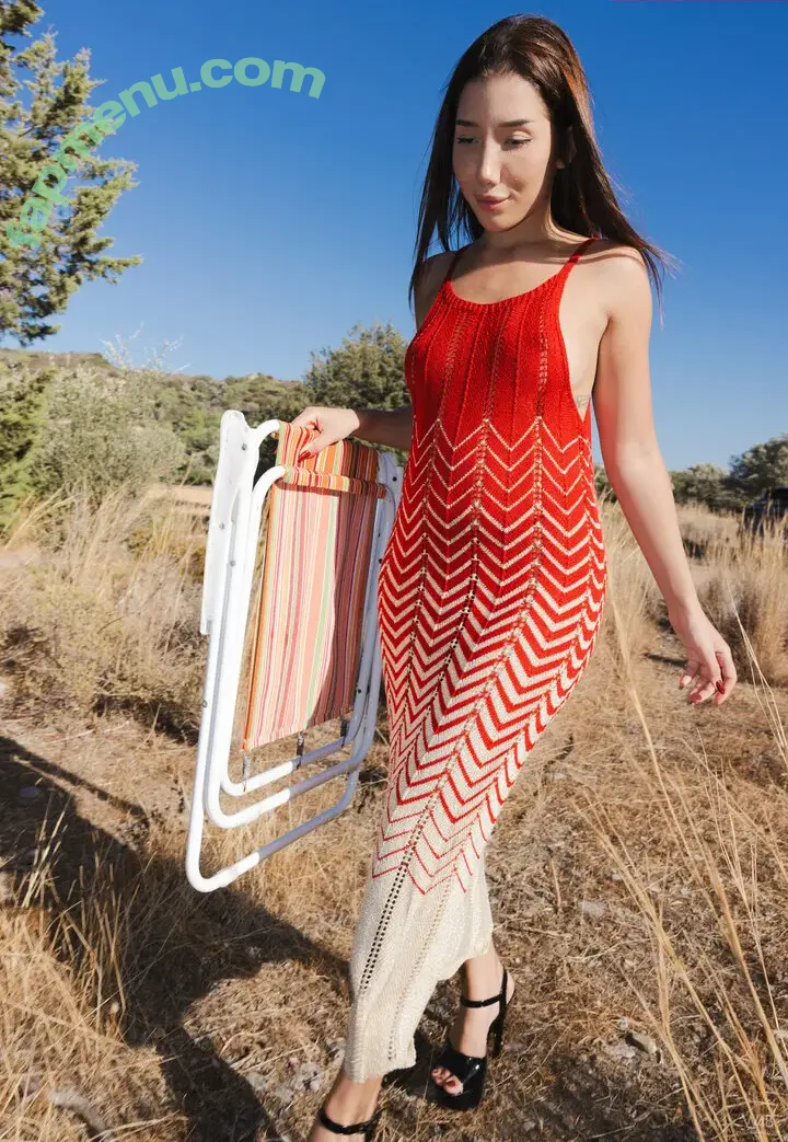 Layla Scarlett nude photo #0165 (layla_natsumi / laylascarlett.al)