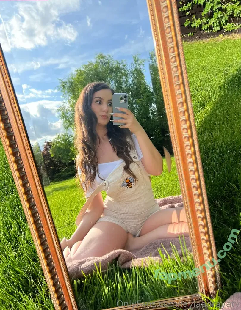 laylaadrayatv nude photo #0028 (laylaadraya)