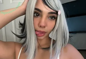  nude photo #0002