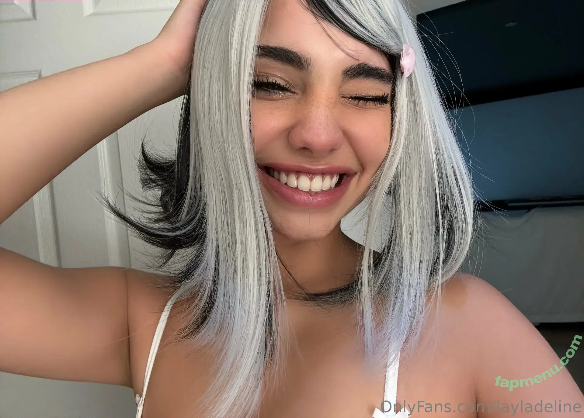 layladeline nude photo #0008 (layladeline)