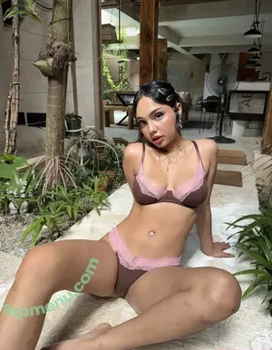 layladelinexo / layladelinex nude photo #0006