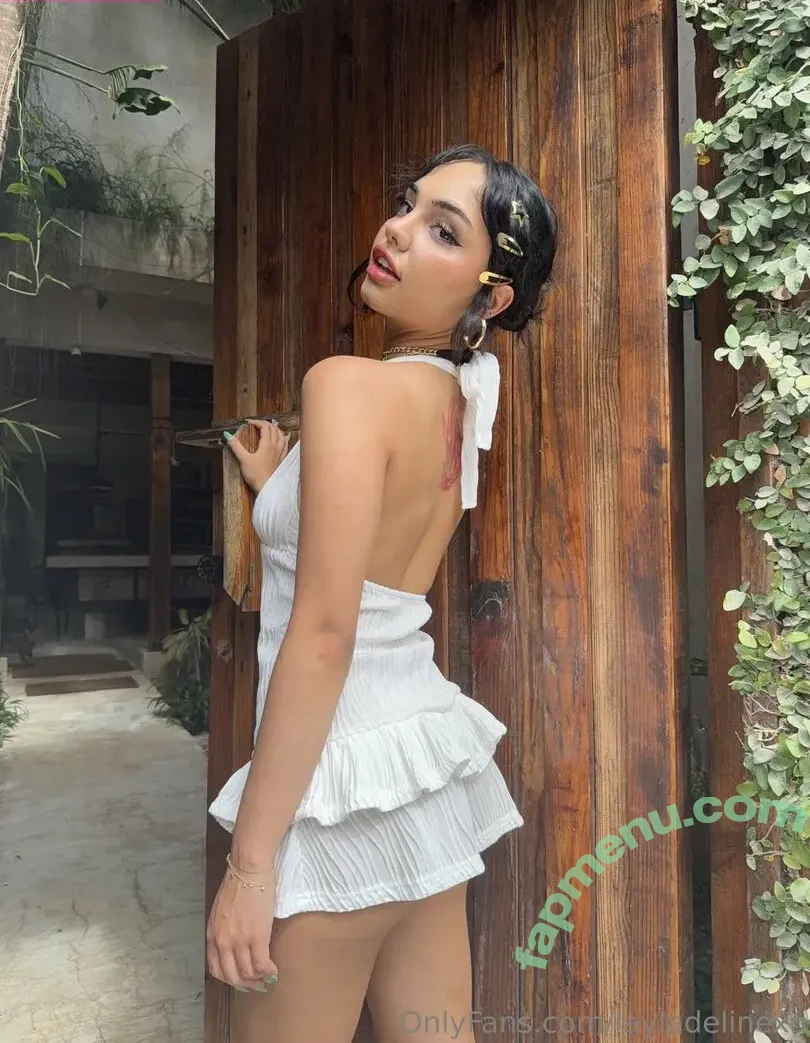 layladelinexo nude photo #0012 (layladelinex)