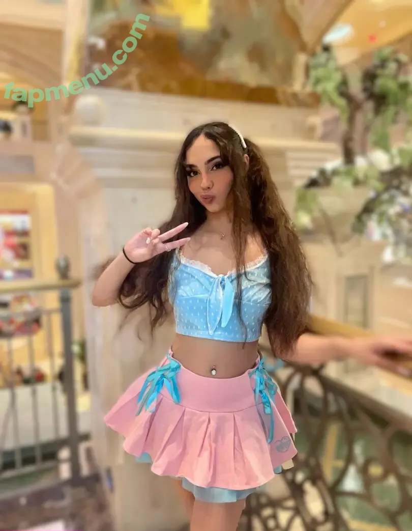 layladelinexo nude photo #0012 (layladelinex)