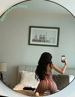 laylajones03 / lesdogggg nude photo #0002