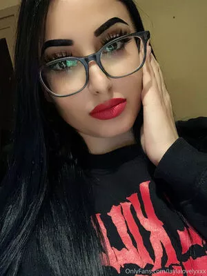 laylalovelyxxx / layla_lovely57 nude photo #0396