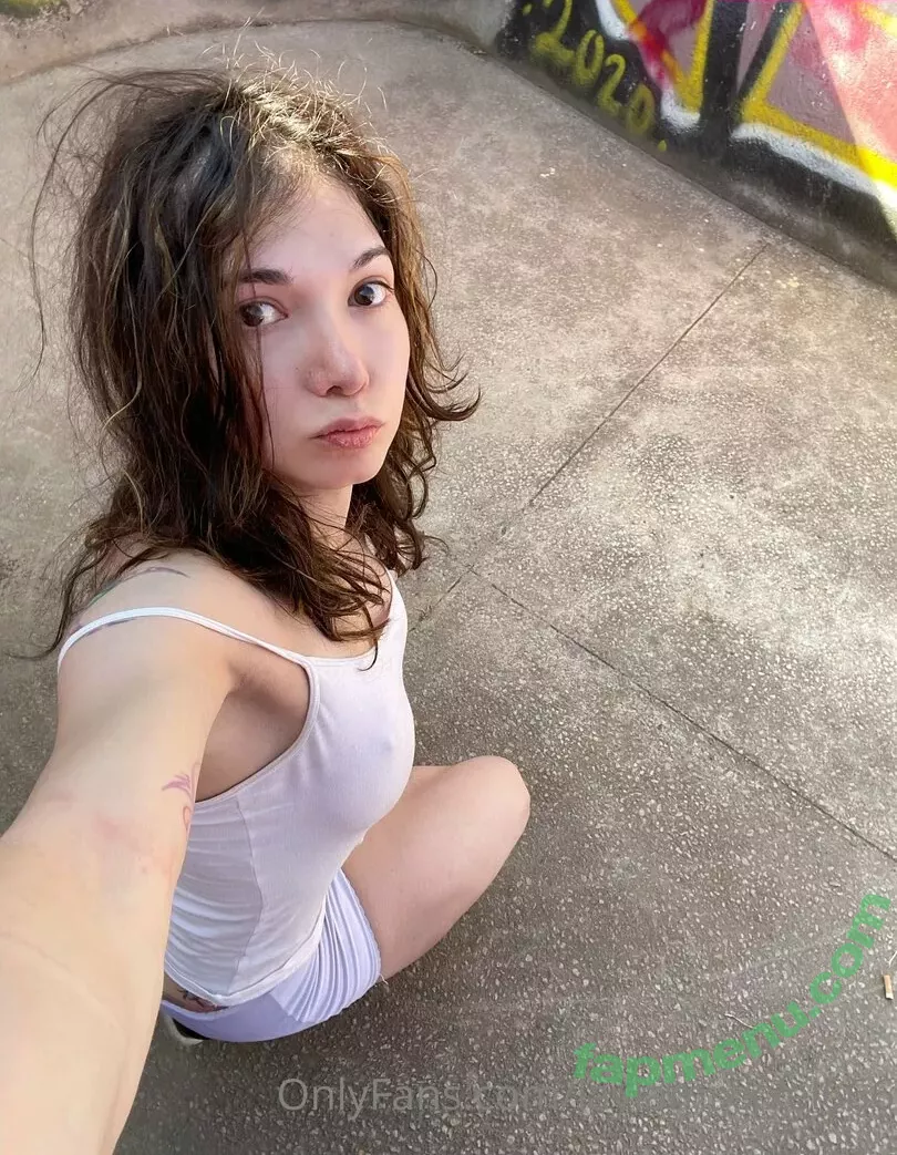 laylamixxxel666 nude photo #0004 (laylamixel)