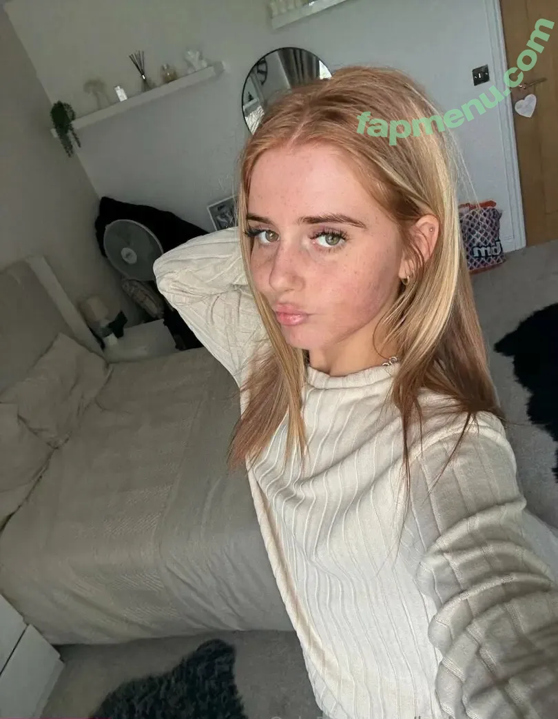 laylasoyoung nude photo #0024 (laylasoyoung)