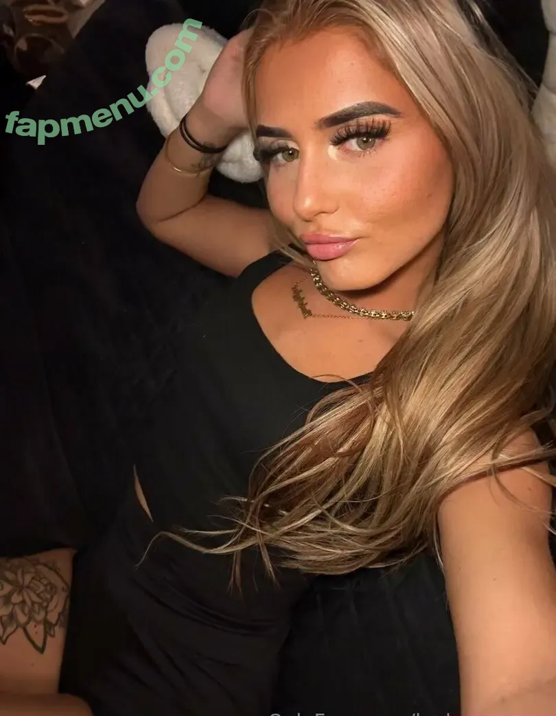 laylasoyoung nude photo #0054 (laylasoyoung)