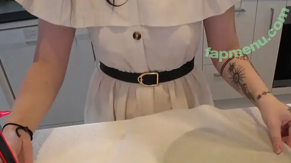 Layna Lazar nude photo #0091 (LaynaLazar)