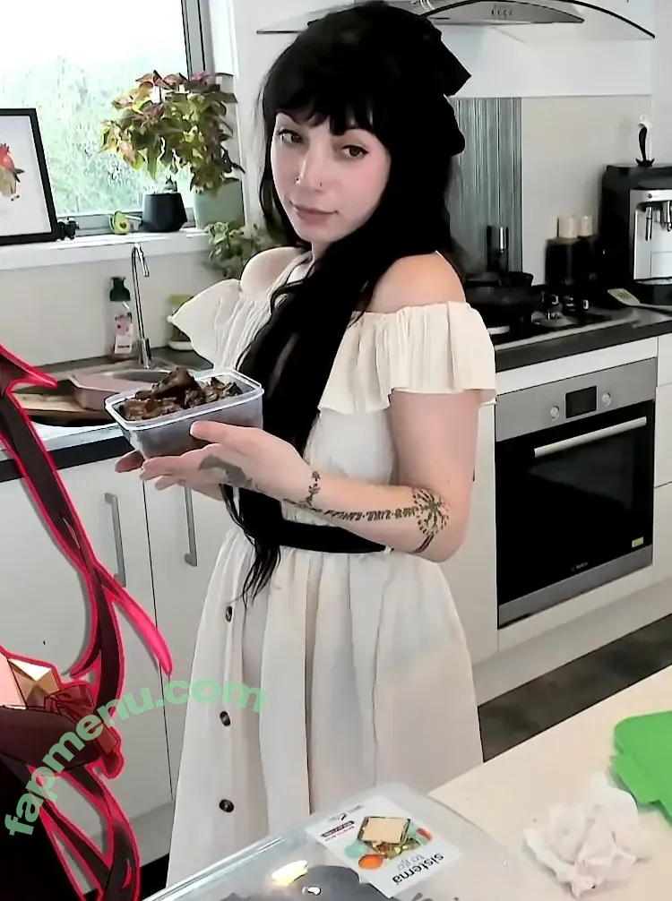 Layna Lazar nude photo #0092 (LaynaLazar)