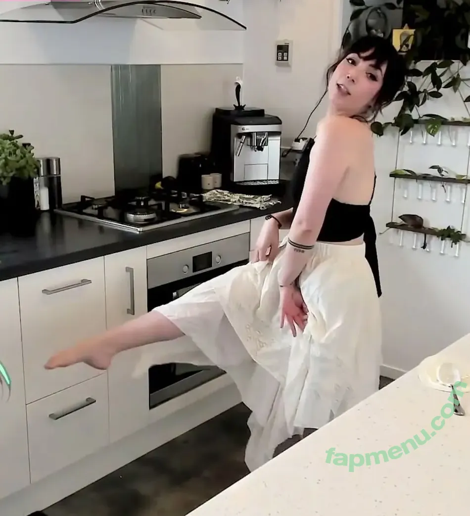 Layna Lazar nude photo #0097 (LaynaLazar)